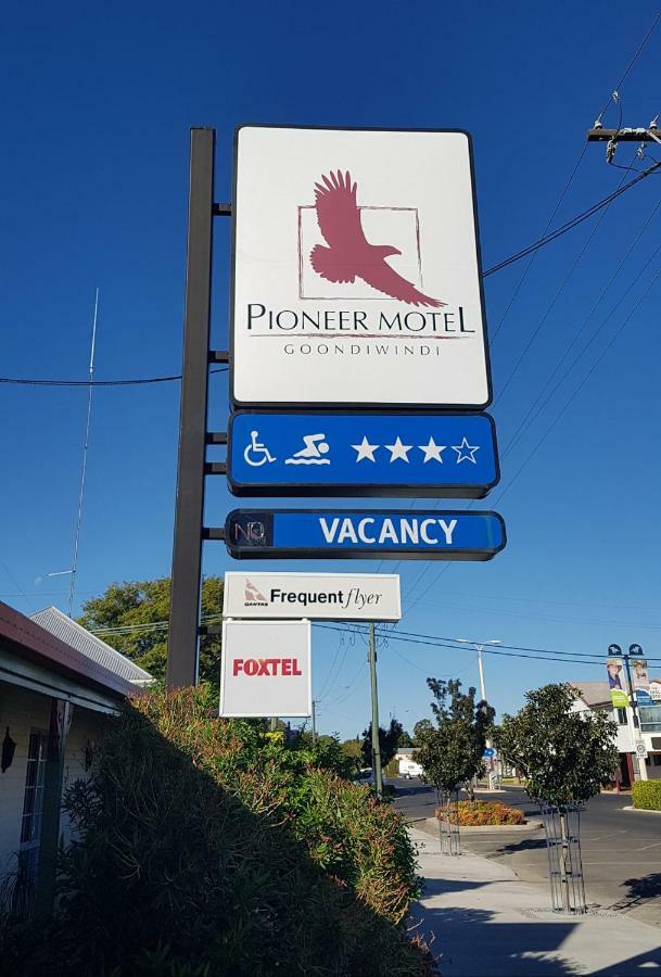 Pioneer Motel 贡迪温迪 外观 照片